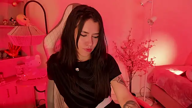  chloe moons  online show from February 14, 2026, 2:56 am