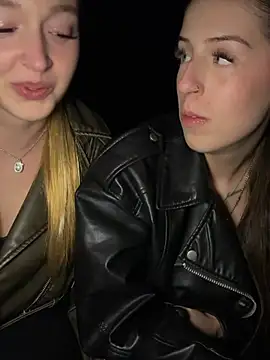 lisapeperoni online show from March 6, 2026, 6:58 pm