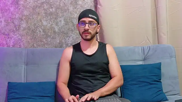 Gio dantt online show from September 17, 2025, 8:33 pm