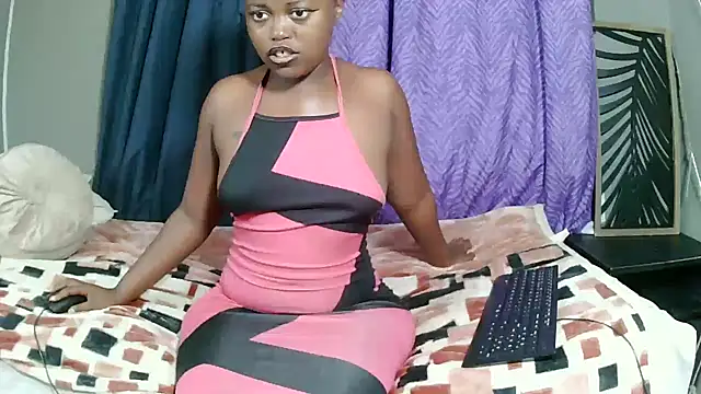 SweetSavage8 online show from September 9, 2025, 8:40 pm