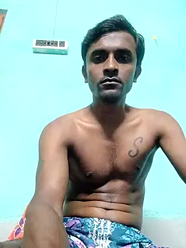 ShinuRoy online show from December 14, 2025, 12:33 pm