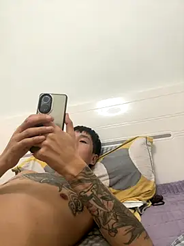 Snapshot of YJBJ258258 chatting on November 9, 2025, 12:53 pm YJBJ258258 online show from November 9, 2025, 12:53 pm