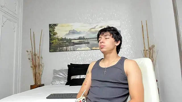 Snapshot of Tyler_durten chatting on September 13, 2025, 8:25 am Tyler durten online show from September 13, 2025, 8:25 am