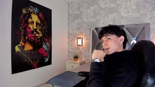 Snapshot of Tyler_durten chatting on October 3, 2025, 2:59 am Tyler durten online show from October 3, 2025, 2:59 am