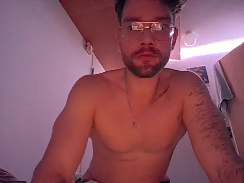 SweetBoyToy online show from September 12, 2025, 4:45 am