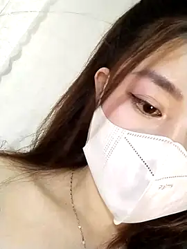 Snapshot of SayangLy chatting on October 19, 2025, 6:05 am SayangLy online show from October 19, 2025, 6:05 am