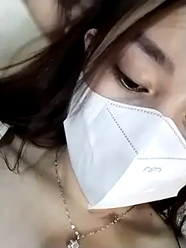 Snapshot of SayangLy chatting on October 15, 2025, 3:20 pm SayangLy online show from October 15, 2025, 3:20 pm