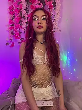 LucyGray online show from November 14, 2025, 5:22 am