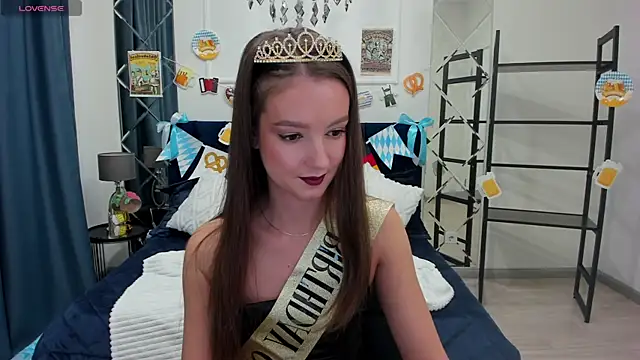 Snapshot of LoraSunnyy chatting on September 30, 2025, 8:42 am LoraSunnyy online show from September 30, 2025, 8:42 am