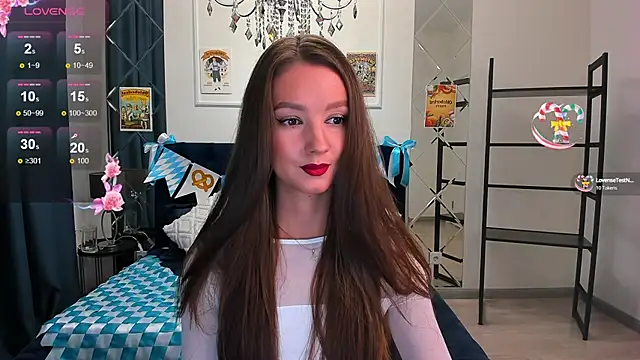 Snapshot of LoraSunnyy chatting on September 22, 2025, 8:31 am LoraSunnyy online show from September 22, 2025, 8:31 am