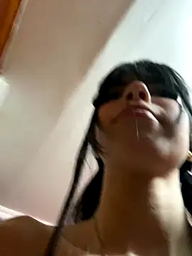 Snapshot of valentinagomez17 chatting on October 25, 2025, 4:44 am valentinagomez17 online show from October 25, 2025, 4:44 am