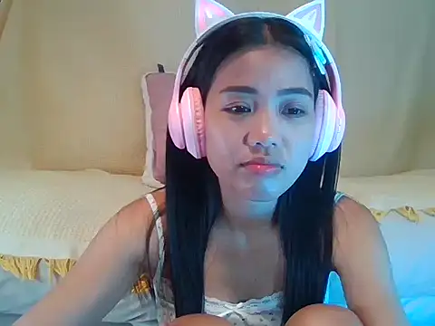 Snapshot of AnnewithanE chatting on September 21, 2025, 4:06 am AnnewithanE online show from September 21, 2025, 4:06 am