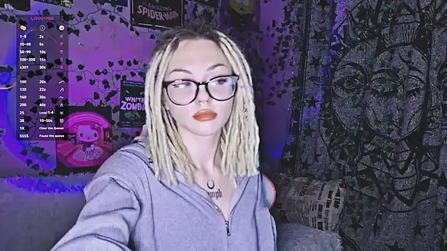 hotbeathoney online show from September 20, 2025, 6:02 pm