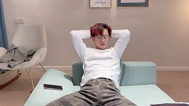 Snapshot of STxuguanhan chatting on October 14, 2025, 5:52 am STxuguanhan online show from October 14, 2025, 5:52 am