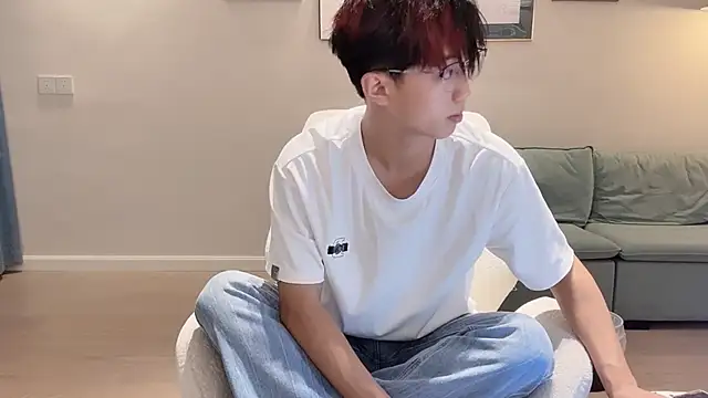 Snapshot of STxuguanhan chatting on September 24, 2025, 7:59 am STxuguanhan online show from September 24, 2025, 7:59 am