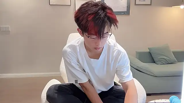 Snapshot of STxuguanhan chatting on October 9, 2025, 7:53 am STxuguanhan online show from October 9, 2025, 7:53 am