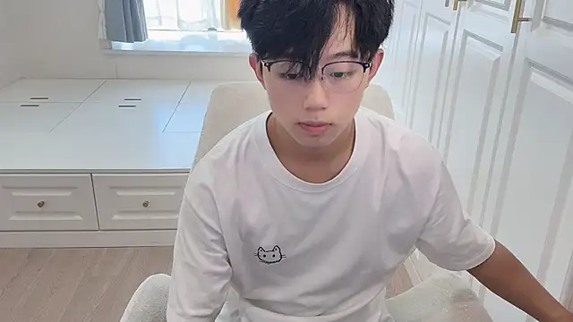 Snapshot of STxuguanhan chatting on September 20, 2025, 7:46 am STxuguanhan online show from September 20, 2025, 7:46 am