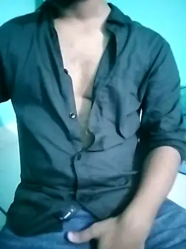 MoanPleasure online show from September 10, 2025, 6:29 pm