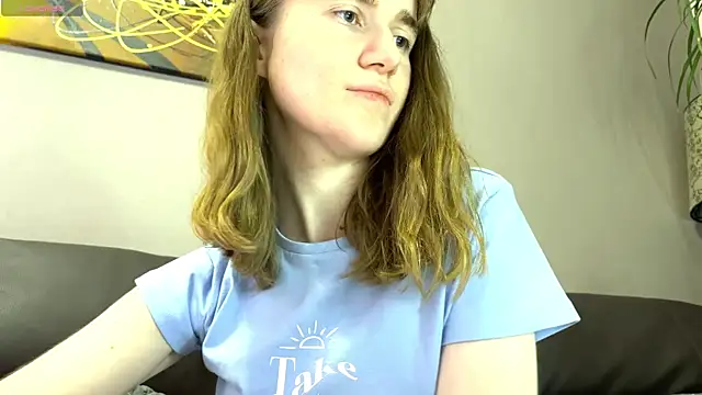 Snapshot of velina__ chatting on September 21, 2025, 8:03 pm velina online show from September 21, 2025, 8:03 pm