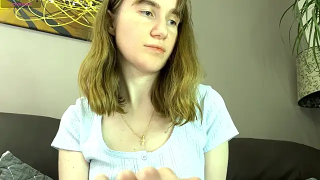 Snapshot of velina__ chatting on September 23, 2025, 7:10 pm velina online show from September 23, 2025, 7:10 pm