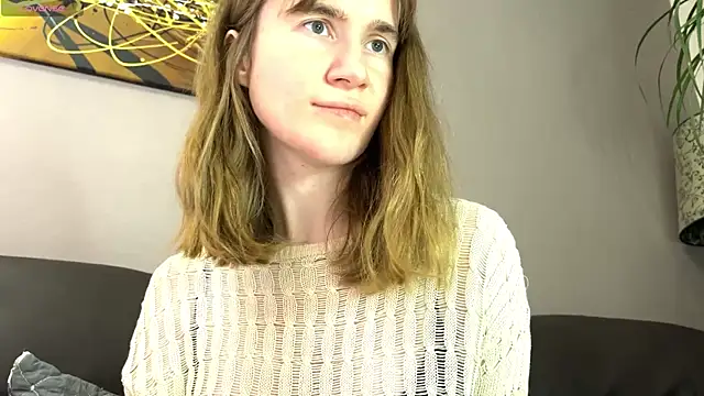 Snapshot of velina__ chatting on September 20, 2025, 7:30 pm velina online show from September 20, 2025, 7:30 pm