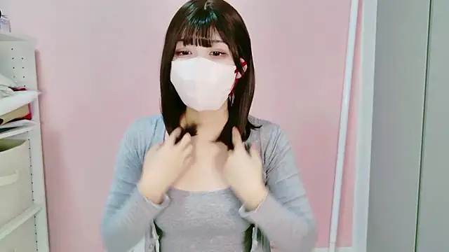 shiori n online show from December 21, 2025, 9:11 am