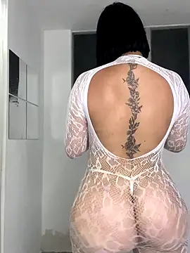 Snapshot of Islarose0_0 chatting on October 1, 2025, 3:55 am Islarose0 0 online show from October 1, 2025, 3:55 am