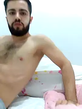 Snapshot of Ozi1910 chatting on November 9, 2025, 5:28 pm Ozi1910 online show from November 9, 2025, 5:28 pm