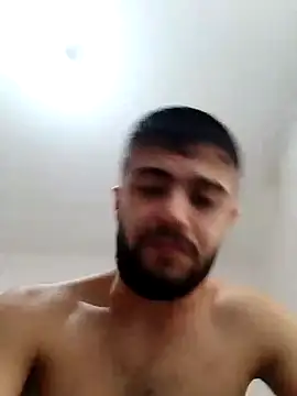 Snapshot of Ozi1910 chatting on September 29, 2025, 10:22 am Ozi1910 online show from September 29, 2025, 10:22 am