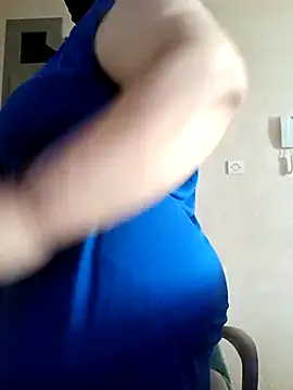 Snapshot of sexy_love997 chatting on October 13, 2025, 4:30 pm sexy love997 online show from October 13, 2025, 4:30 pm