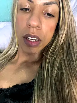 gataloiraa online show from November 1, 2025, 8:08 am