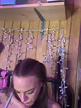 Kacinichole online show from October 10, 2025, 5:19 am