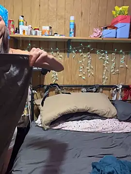 Kacinichole online show from October 3, 2025, 5:58 pm