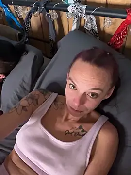 Kacinichole online show from September 23, 2025, 5:25 am