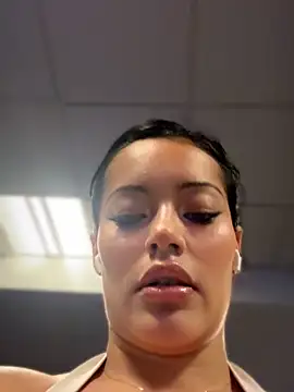 Snapshot of Risky_Workouts chatting on February 24, 2026, 9:43 am Risky Workouts online show from February 24, 2026, 9:43 am