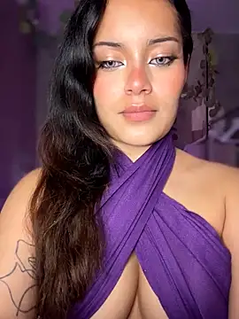 Snapshot of Risky_Workouts chatting on February 5, 2026, 10:27 pm Risky Workouts online show from February 5, 2026, 10:27 pm