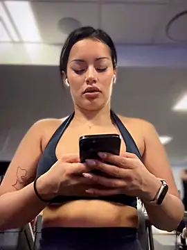 Snapshot of Risky_Workouts chatting on February 16, 2026, 9:19 am Risky Workouts online show from February 16, 2026, 9:19 am