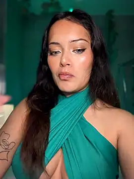 Snapshot of Risky_Workouts chatting on February 24, 2026, 10:32 pm Risky Workouts online show from February 24, 2026, 10:32 pm