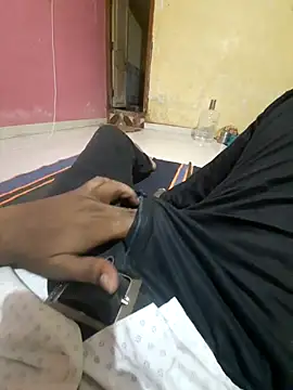 Snapshot of Ass_lover_x chatting on October 30, 2025, 10:02 am Ass lover x online show from October 30, 2025, 10:02 am