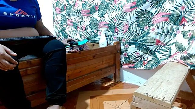 69smallstar online show from February 17, 2026, 12:13 pm