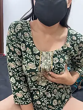 Snapshot of fuckherharddd chatting on October 28, 2025, 9:36 pm fuckherharddd online show from October 28, 2025, 9:36 pm