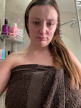 Velvetwitch87 online show from October 4, 2025, 12:39 pm