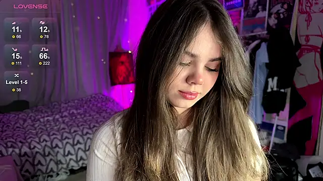 Snapshot of PinkiRay chatting on September 25, 2025, 5:30 pm PinkiRay online show from September 25, 2025, 5:30 pm