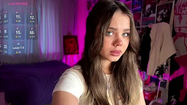 Snapshot of PinkiRay chatting on September 21, 2025, 2:22 pm PinkiRay online show from September 21, 2025, 2:22 pm