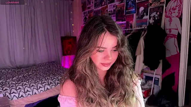 Snapshot of PinkiRay chatting on October 23, 2025, 5:11 pm PinkiRay online show from October 23, 2025, 5:11 pm