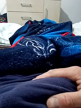 Hooters1920 online show from September 25, 2025, 9:54 pm