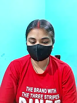 DivyaBhabhi69xh online show from May 27, 2026, 4:14 pm