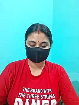 Snapshot of DivyaBhabhi69@xh chatting on July 18, 2026, 7:44 pm DivyaBhabhi69xh online show from July 18, 2026, 7:44 pm