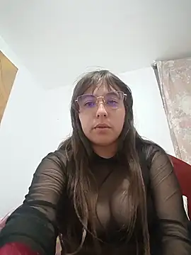 Snapshot of AlessandraPazzi chatting on June 5, 2026, 1:54 am AlessandraPazzi online show from June 5, 2026, 1:54 am