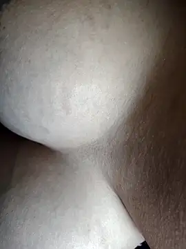 Hot pooja55 online show from February 22, 2026, 10:55 pm